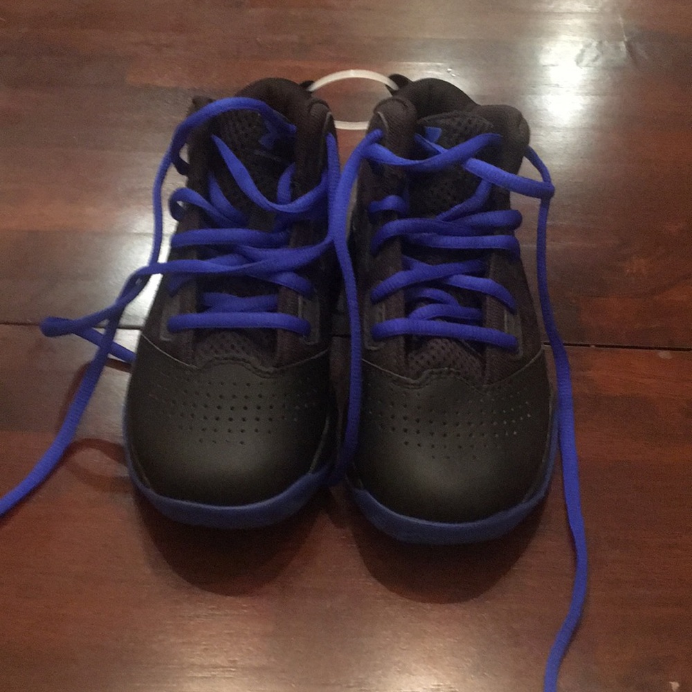 Under Armour basketball sneakers